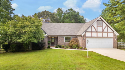 275 Country Place Drive, NW
