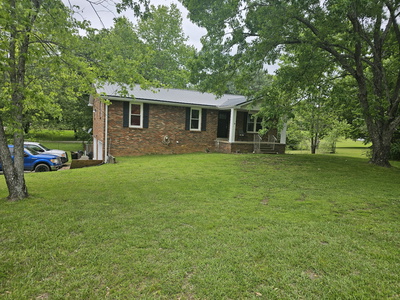 1207 Old Charlotte Rd