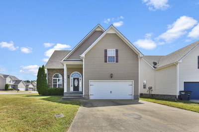 Exterior view of 3749 Silver Fox Ct in Clarksville, TN