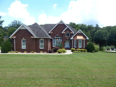 367 Woodland Creek Dr