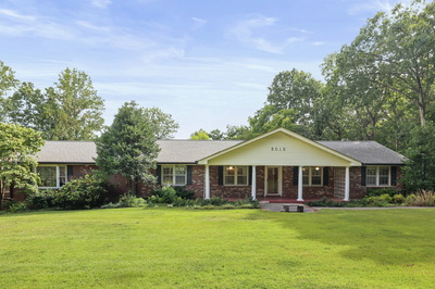 8019 Ridgewood Rd