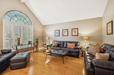 9225 Sawyer Brown Rd
