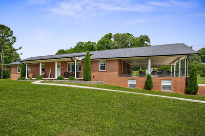 1069 McGregor Ln