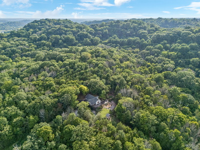 1865 Carters Creek Pike