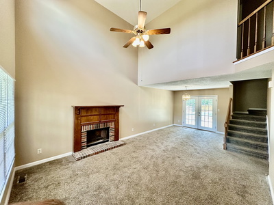 1015 Dandelion Dr