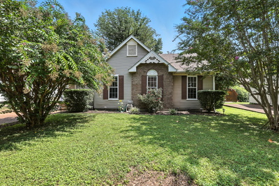 1121 Jacksons Valley Rd