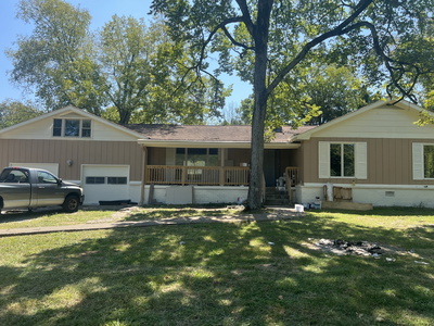 115 Oakmont Dr