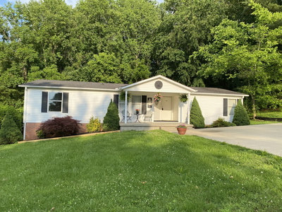 1001 Chris Dr