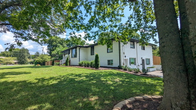 3232 McGavock Pike
