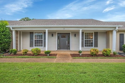 218 Plantation Ct
