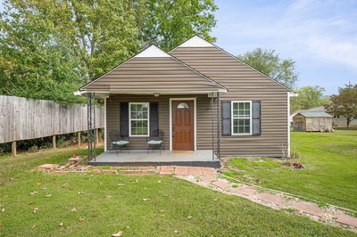212 Mullican St