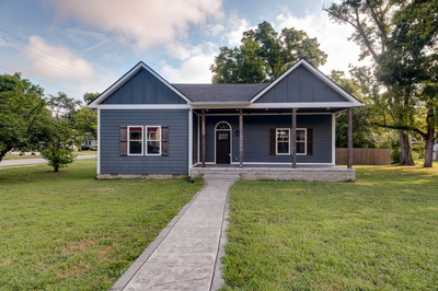 214 Hay Long Avenue