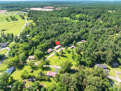 Exterior view of 53 Elm St in Decaturville, TN