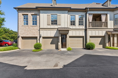 125 Grant Park Dr
