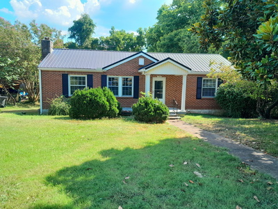 1022 Rolling Fields Cir