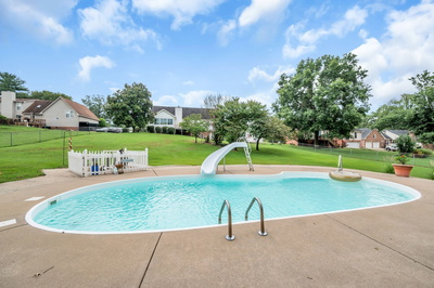 2712 Long Hollow Pike