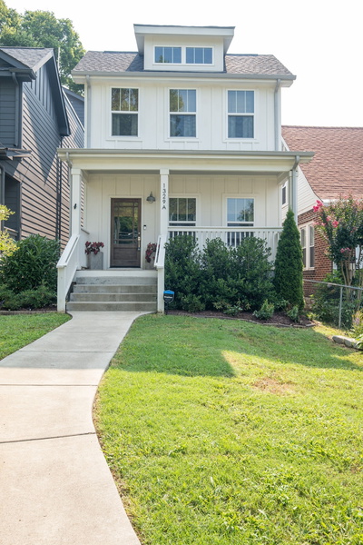 Exterior view of 1329A Pennock Ave in Nashville, TN