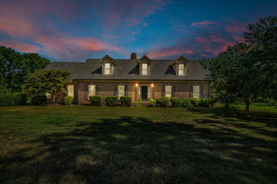 604 Maynard Ln
