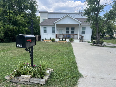 Exterior view of 524 McIver St in Nashville, TN