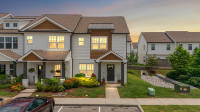 2163 Bayport Ave