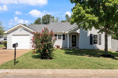 844 Trailside Cir