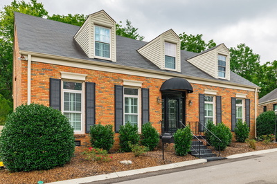 9 Redbud Dr