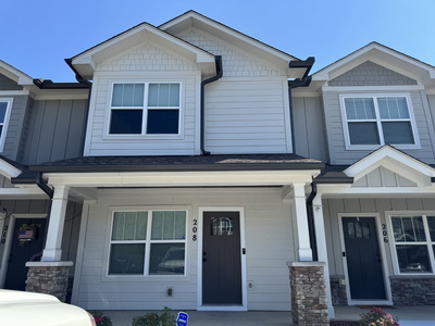 208 Bell Forge Ct