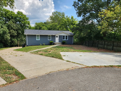 102 Evergreen Ct