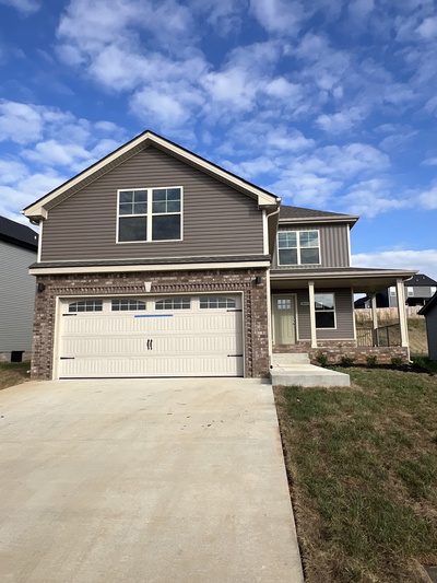 233 Cardinal Creek