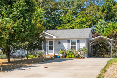 823 Princeton Cir