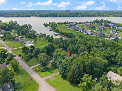 103 Short Dr