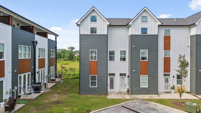 1450 Stockyard Place