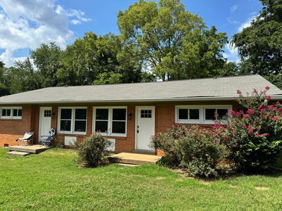 907 Elwood Dr