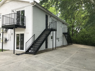 210 Marion St