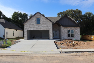 718 Southern Pine Trl