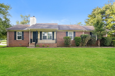 2360 Uriah Pl