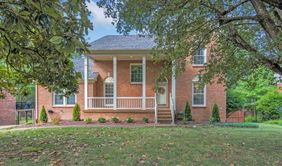 305 Chickasaw Trl