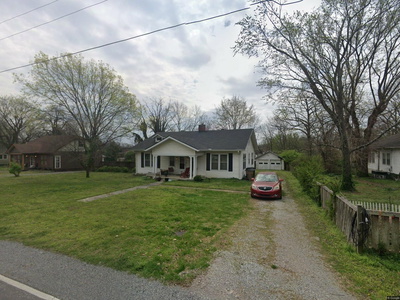 1212 Howard Ave