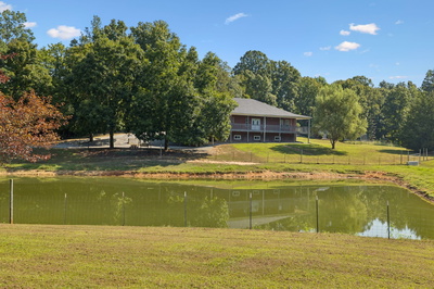 1018 Pleasant Valley Rd