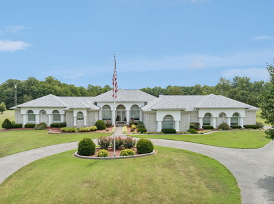 5932 Clarksville Pike