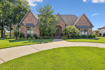 138 Waters Hill Cir