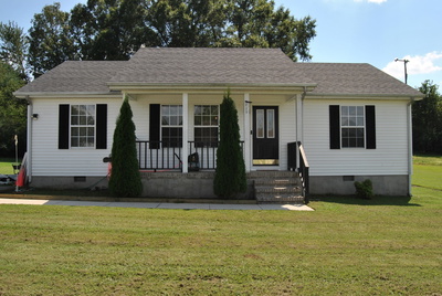 119 E Airport Dr