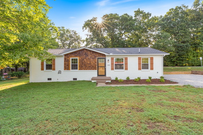 100 Short St