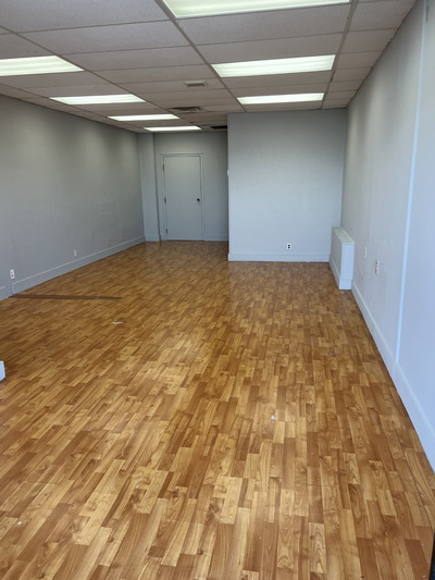 907 Rivergate Pkwy