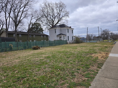 301 Grace St