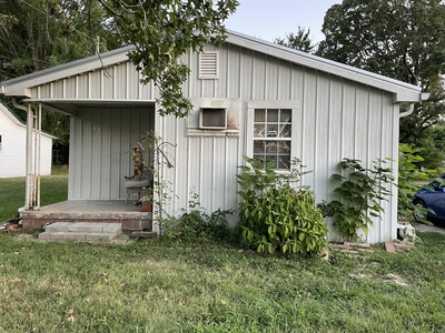 216 Strawberry St
