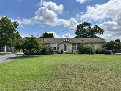 136 Oak Park Dr