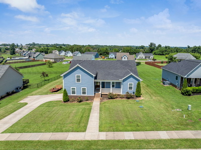 1021 Tulip Dr