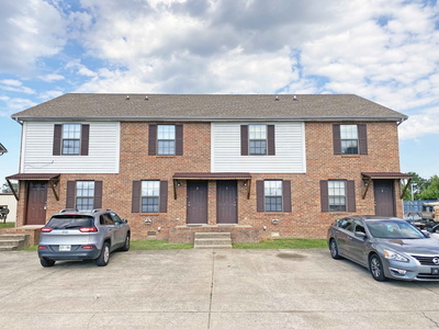 2550 Old Russellville Pike #1