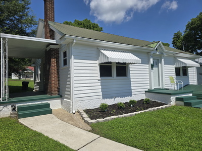 1612 S Main St